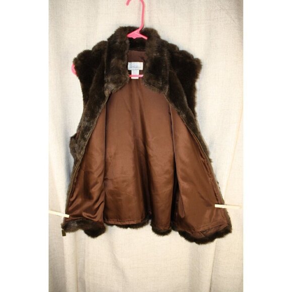 Women's JC Collection By Connie Faux Fur Vest - Picture 2 of 5